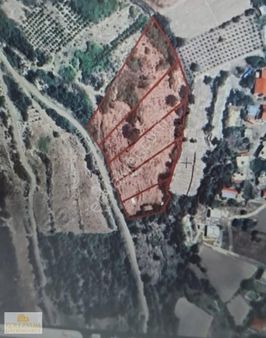 Kolezyum Dan Erdemli Sıraç'da Köyiçi İmarlı Satılık Parseller