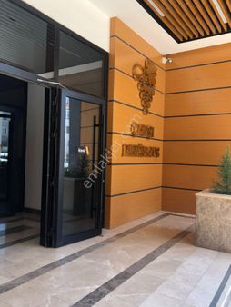 Newcıty Emlaktan Çarşı Rezidansda Satılık Lüx 2+0 Daire