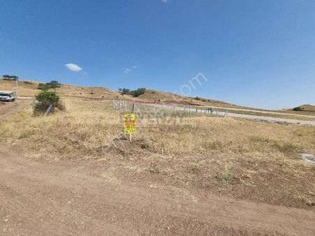 Güvenay - Çorum Kuruçay Yolu Silim Kent Toki Altı 268 M² Arsa