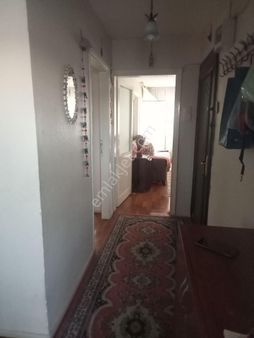 Güneşli Mahallesinde 2+1 Asansörlü Ara Kat Satılık Daire