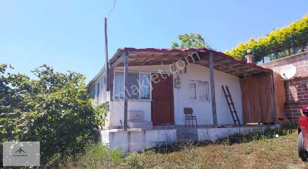 Elektiriği Suyu Bağlı Konteynırlı Doğa Manzaralı Satılık Arsa