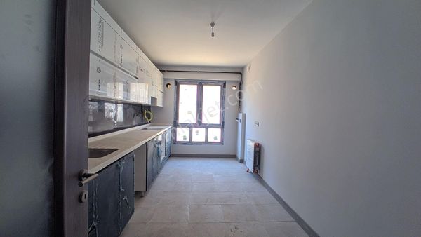 15 Temmuz Selçuklu Evlerinde Oturum Hazır 3+1 125 M2 Daire