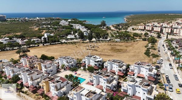 Plaja 100m 4+1 Havuzlu Site İçerisinde Satılık Villa