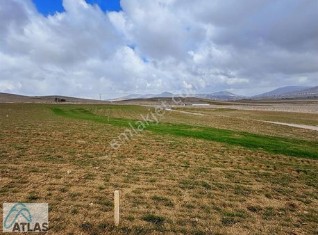 Ulukışla'da Araç Takaslı Bulvar Üstü Arsa