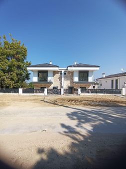 Kuşadası Davutlarda Özel Havuzlu Satılık Sıfır Villalar