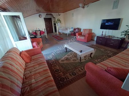 Satılık Teras Kat Geniz Kocaman Balkonlu 2+1