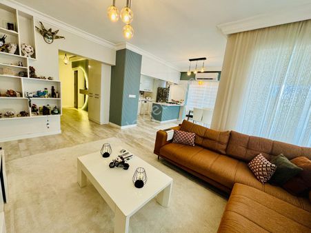 Hızır Reis Cadde Üzeri Yerden Isıtmalı Çok Şık Arakat 3+1