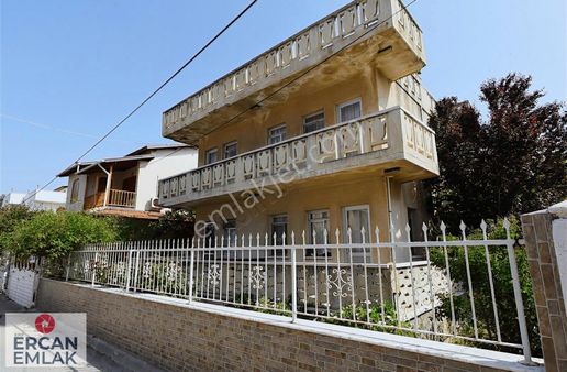 Özdere De Denize 3. Sıra Dublex Büyük Bahçeli Villa