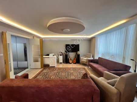 Kadınlar Denizinde 3+1 Geniş Daire