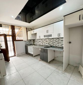 Esenyurt Çınar Mah. De 2+1 90 M2 Bahçeli Yatırımlık Satılık Daire
