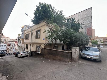 Çağdaş Mahallesi 2.5 Katlı Bakımlı Müstakil Ev