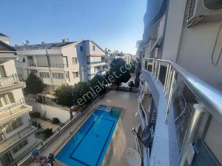 Aydın Didim Altınkum Mahallesinde Havuzlu Sitede 3+1 Teraslı Satılık Daire