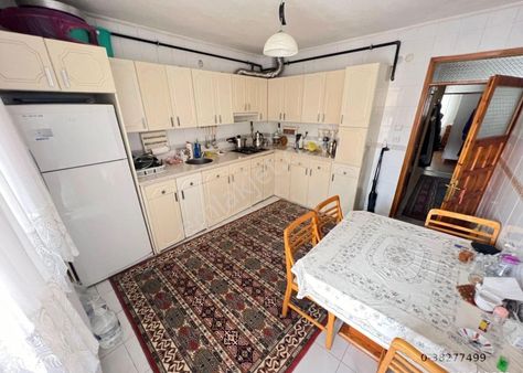 Karabağlar Uğurmumcu Mahallesi Satılık Bina, Satılık 4 Katlı Bina