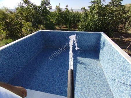 Alihan G.m.den Gözebaşı Şok Fiat Havuzlu- Artezyen -kaynak Su 3+1 Eşyalı Prefabrik Ve Satılık Bahçe