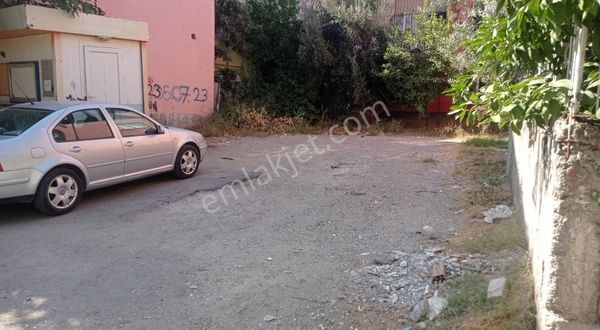 Çelebi Gayrimenkul'den Satılık Hisseli 195 M2 Arsa