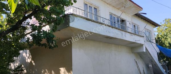 Satılık Müstakil Tapulu Ev Bahçesi