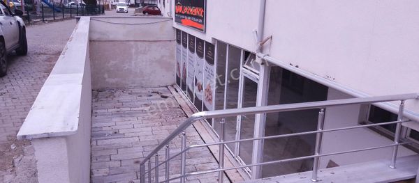 Pınar Mahallesi Satılık 80 M2 İş Yeri Depo
