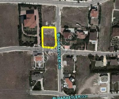 Güvenay - Çorum Buharaevler Mah. 5.cadde Arkası Satılık Villa Arsası