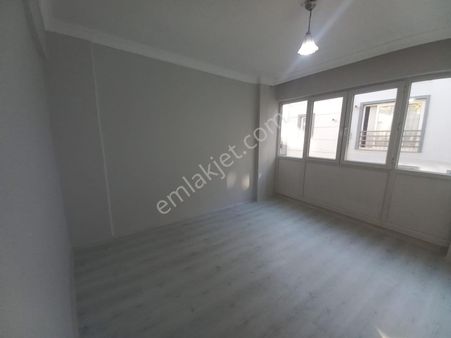 Güneşli Mahallesi'nde 2+1 Full Yapılı Satılık Daire