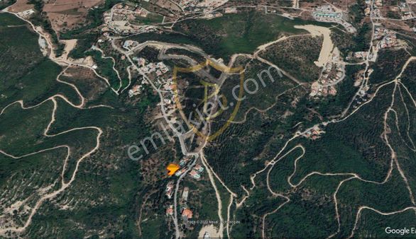 Girne Yeşiltepe'de Kesilmez Deniz Manzaralı Villalık Arsa !!