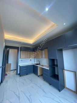 Tekirdağ Topağaç Da Satılık 155 M2 Ebeveyn Banyolu 3 Balkonlu Ara Kat 3+1