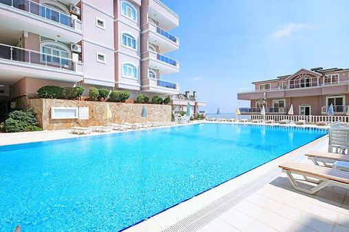 Alanya Demirtaş Mah.denize 600 Mt.full Eşyalı Satılık 3+1 Daire
