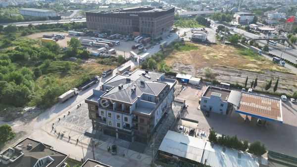 Remax Palas'tan Kartepe Ataevler'de Satılık 1+1 Daire