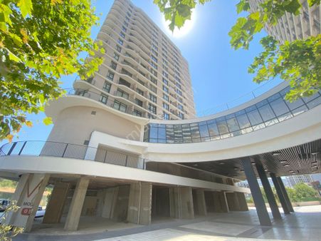 Smyrna Team' Den Modda Bulvar' Da Kiralık 1+1 Boş Daire