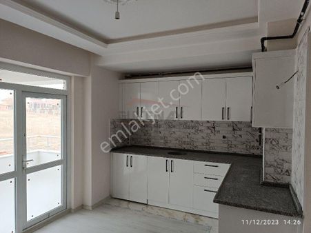 Güvenay - Çorum Bayat Gediği Kerebi Gazi Camii Yakını 3+1