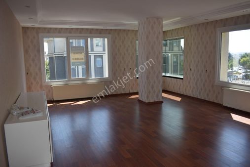 Büyükçekmece Fatih Mah Manzaralı Lüx Havuzlu Sitede 4+1daire