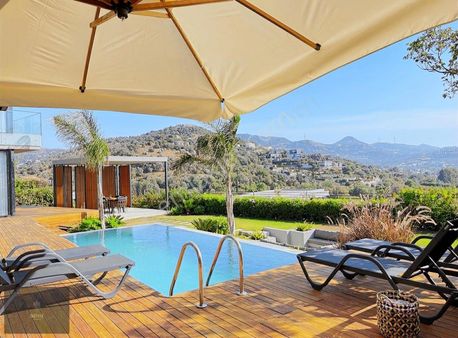 Bodrum Yalıkavak Tilkicik Koyunda Kiralık 5+2 Villa