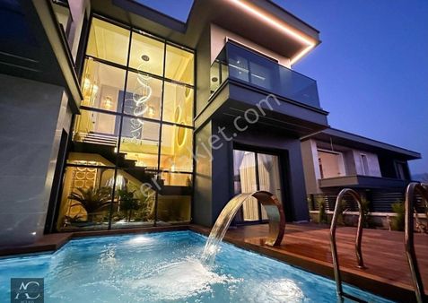 Manzara-güvenlik-özel Havuz-bahçe-otopark-yerden Isıtma-ultra Lüx-402 M2-6+1-tamamı Müstakil