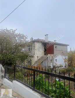 Arnavutköy Terkos Mahallesinde 760m2 Satılık Müstakil Bahçeli Ev