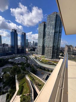 Zorlu Center Yüksek Katta Eşyalı Kiralık 2+1