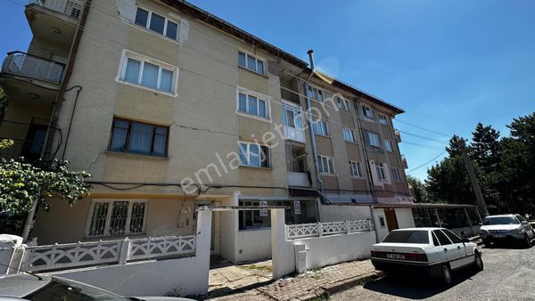 Asrın Emlak’tan Akdeğirmen Mh.satılık Giriş Kat 2+1 Yapılı Daire