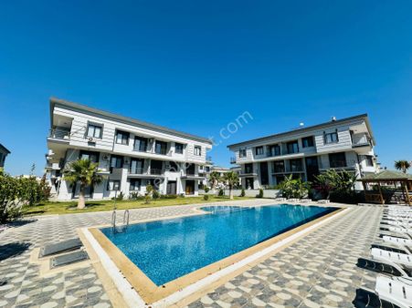 Didim Cumhuriyette Satılık Havuzlu Sitede 3+1 Daireler