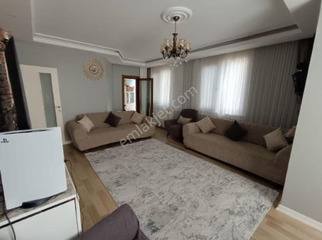 Sultanbeyli'de Satılık Dubleks Daire