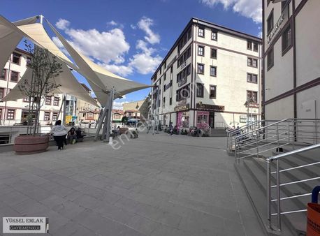 Yüksel Emlaktan Satılık İşyeri-dükkan Dudukadın Merkezinde