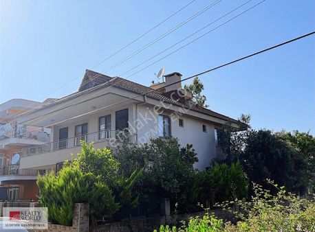 Antalya Döşemealtı Yenikoy Mah 2:5 Kat 4+1 Müstakil Bina