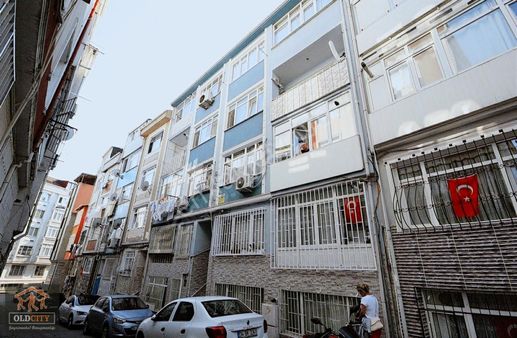 Old City'den Hırka-ı Şerif Cami Yanı 3+1 4.kat 110m2 Kredili Lüx