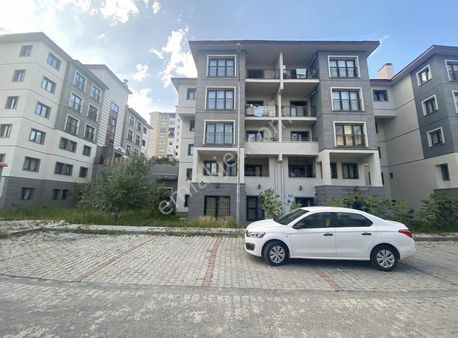 Şeyma Emlaktan B .paşa Yeni Tokide Borçsuz 4+1 Dublex Daire