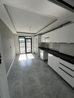 Esentepe Mahallesinde Sıfır 3+1 Satılık Daire