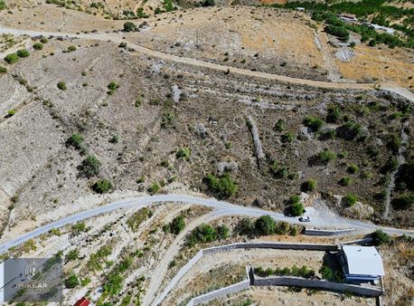 Enes Işık 'tan Gündüzbey De Satılık Arsa