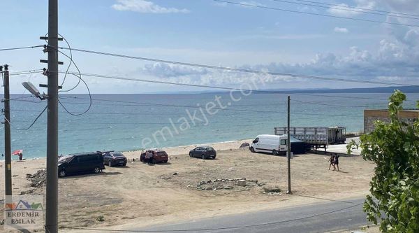 Erdemir Emlaktan Denize Sıfır Emsalsiz Daire