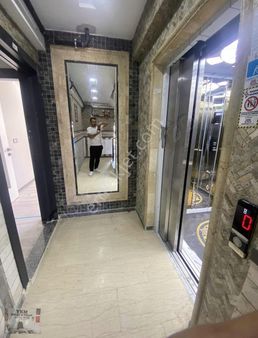 Geniş Oturuma Hazır Giriş