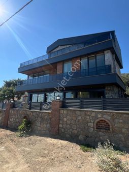 Altınoluk Kazdağları Eteklerinde Full Deniz Manzaralı Tek Müstakil 4+1 Ultra Lüx Sıfır Villa