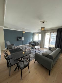 Bayraklı Günlük Kiralık 3+1 Geniş - Temiz