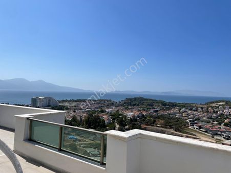 Kuşadası Değirmendere Mah Deniz Manzaralı Çatı Dubleks Daire