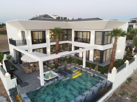 Aydın Didim Hisar'da 500m2 Arsa İçinde 5+1 Akıllı Sistem Lux Satılık Villa