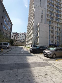 Site İçerisinde Satılık 2+1 Dev Balkonlu